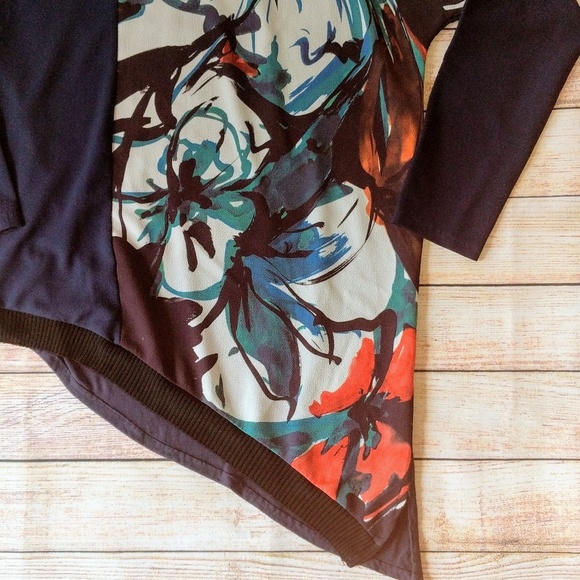 3/$20 Zara Floral Watercolor Asymmetric Hem Top - Picture 4 of 7